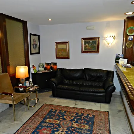 فندق Alda Centro